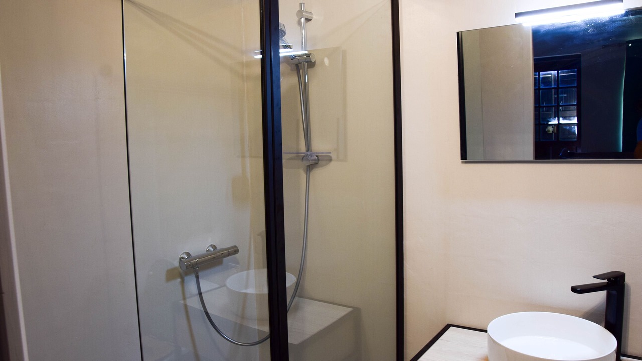 Photo of Bathroom in Saint-Aulaye-Puymangou