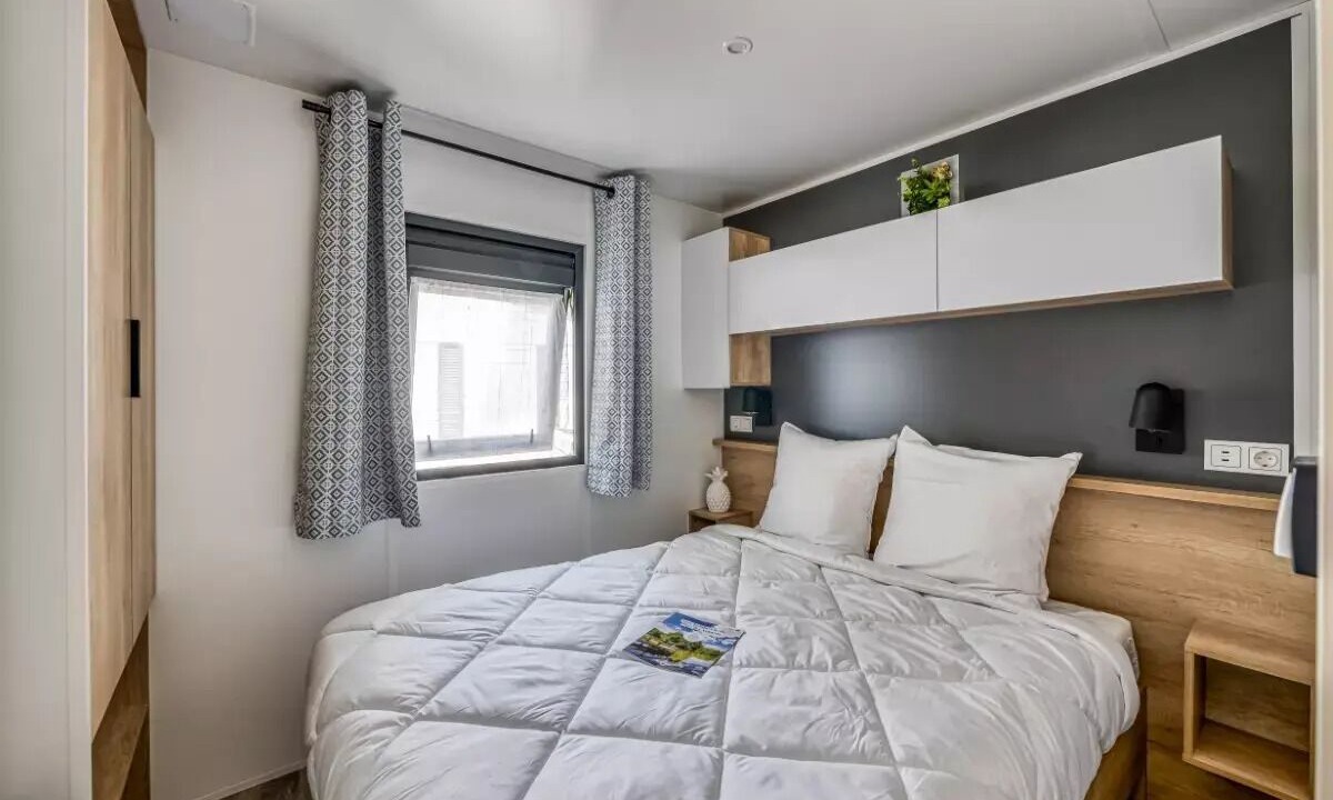 Photo of Bedroom in Saint-Paul-en-Born