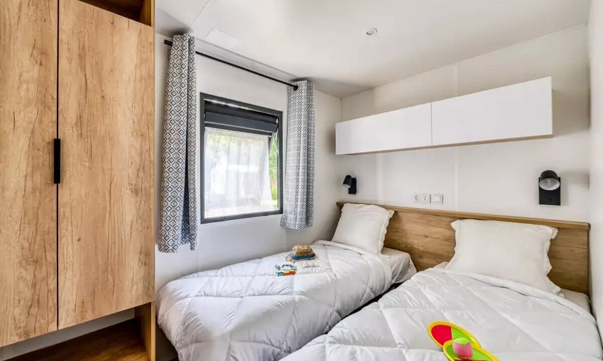 Photo of Bedroom in Saint-Paul-en-Born