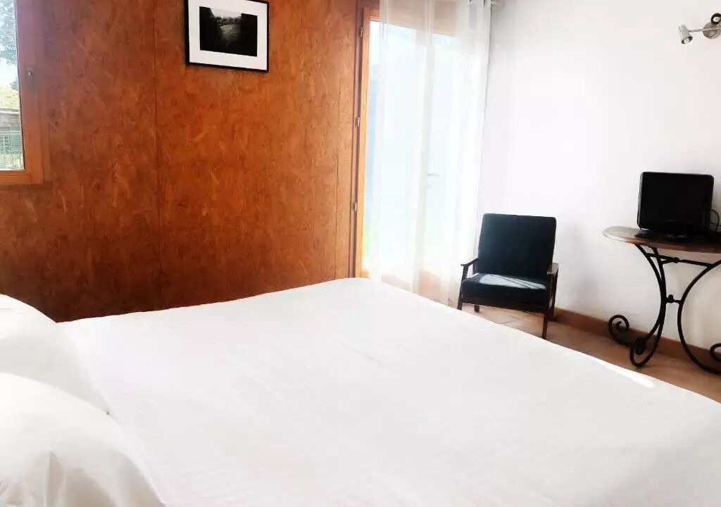 Photo of Bedroom in Sorges-et-Ligueux-en-Perigord
