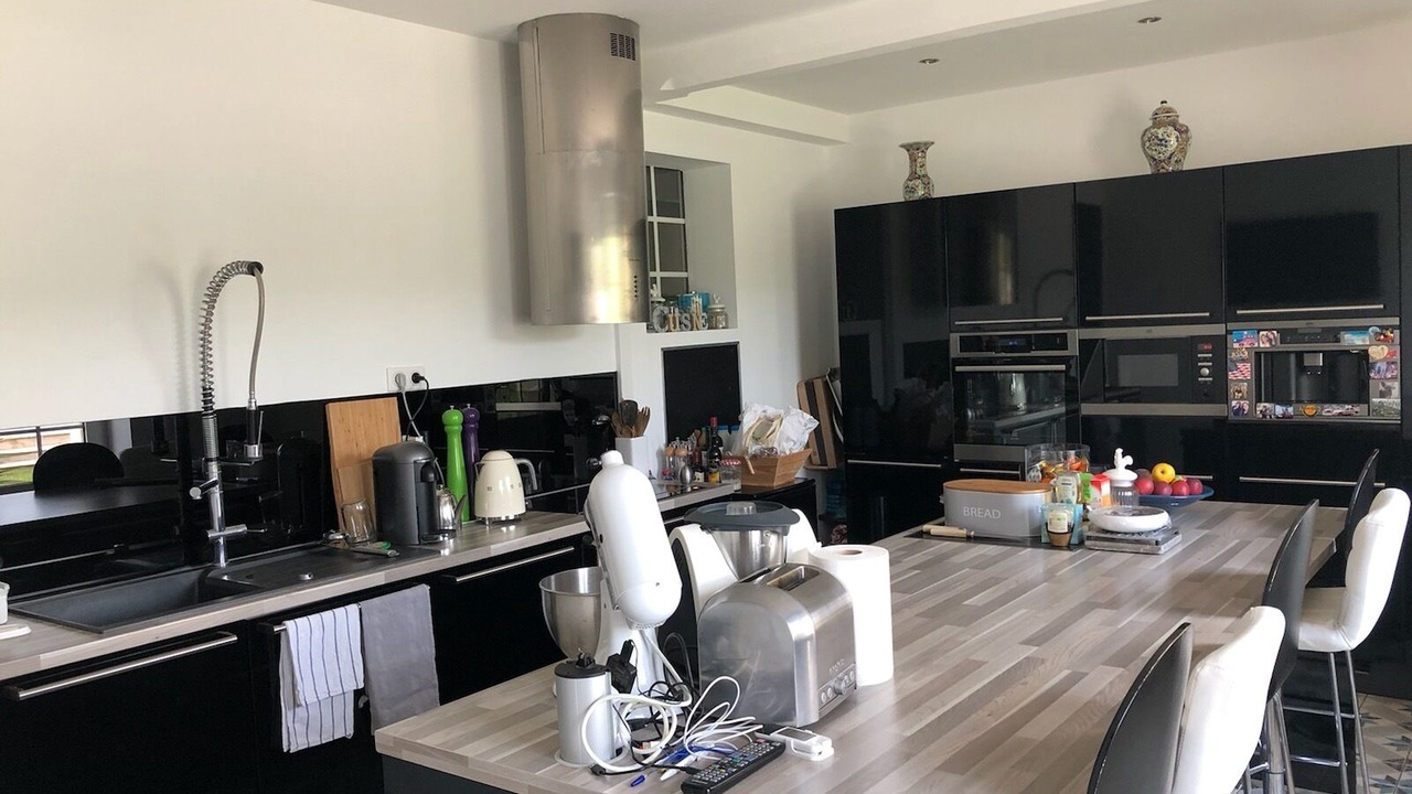 Photo of Kitchen in Saint-Pierre-de-Mons