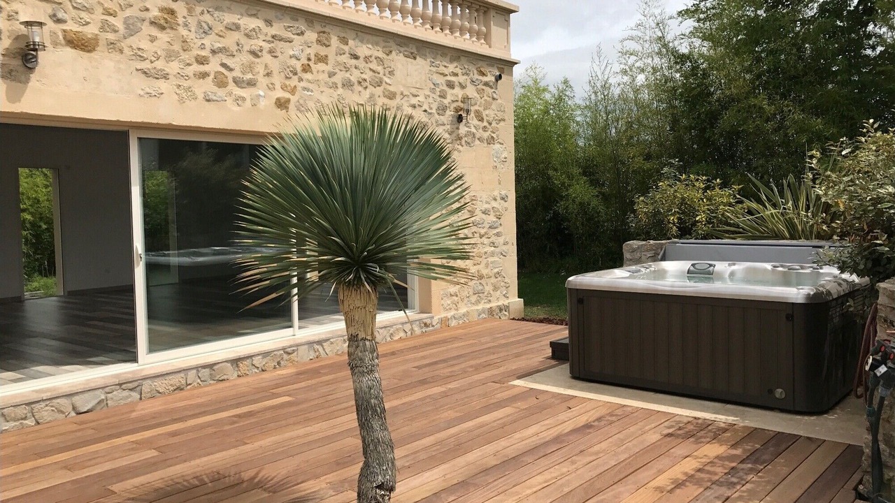 Photo of Patio Balcony in Saint-Pierre-de-Mons