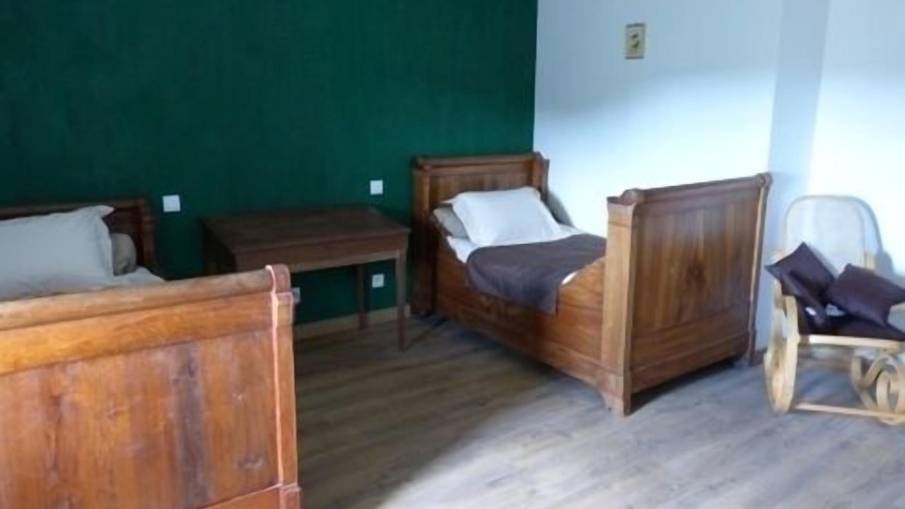 Photo of Bedroom in Saint-Thomas-de-Conac