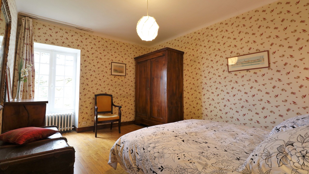 Photo of Bedroom in Bezenac