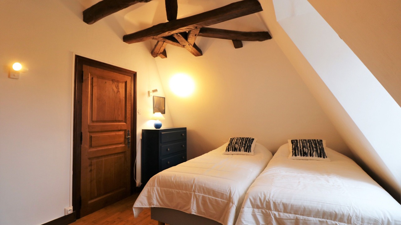 Photo of Bedroom in Bezenac