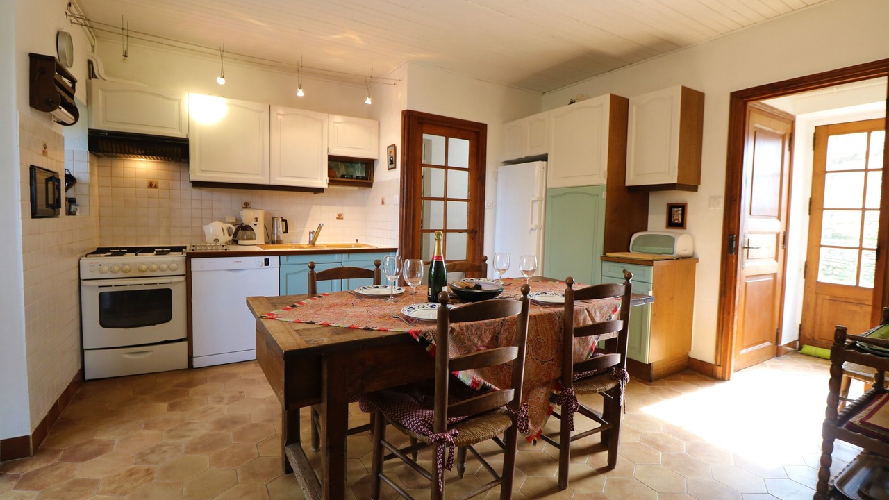 Photo of Kitchen in Bezenac