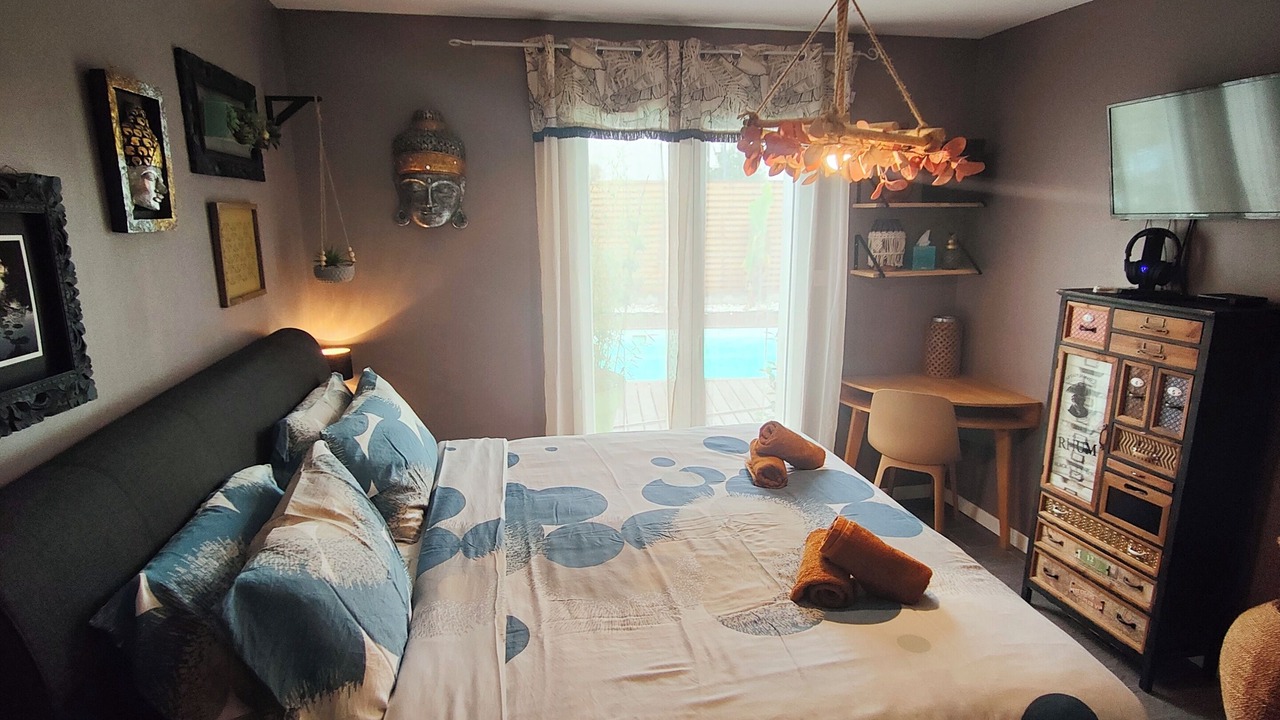 Photo of Bedroom in Saint-Medard-en-Jalles