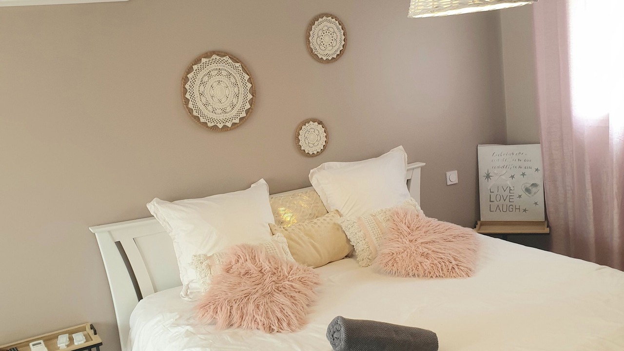 Photo of Bedroom in Saint-Medard-en-Jalles