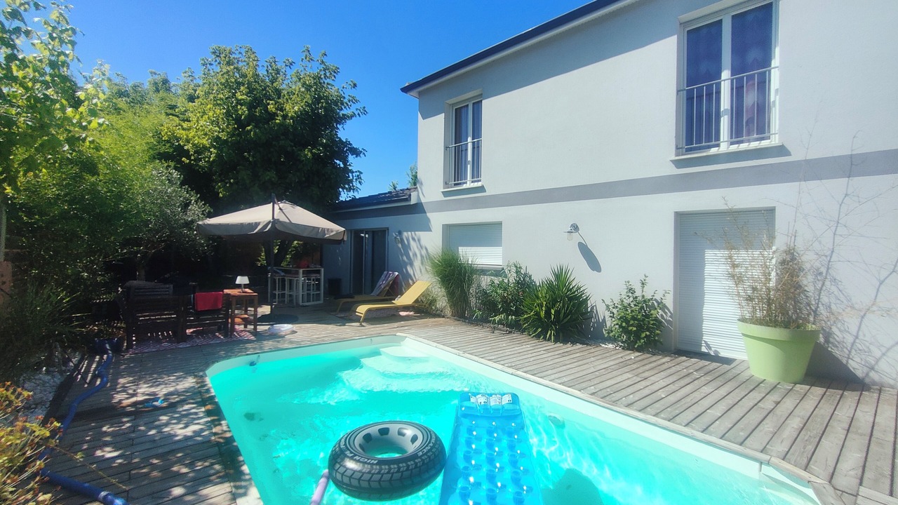 Photo of Outdoor in Saint-Medard-en-Jalles