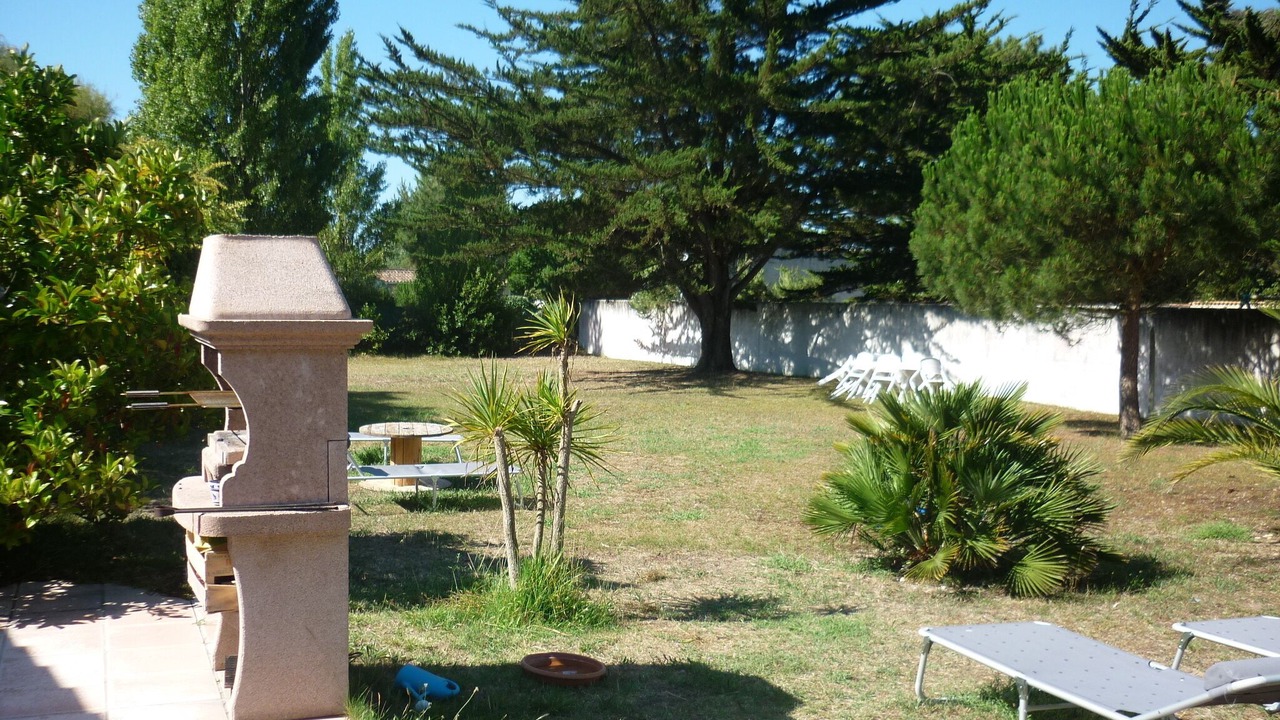 Photo of Patio Balcony in Les Portes-en-Re
