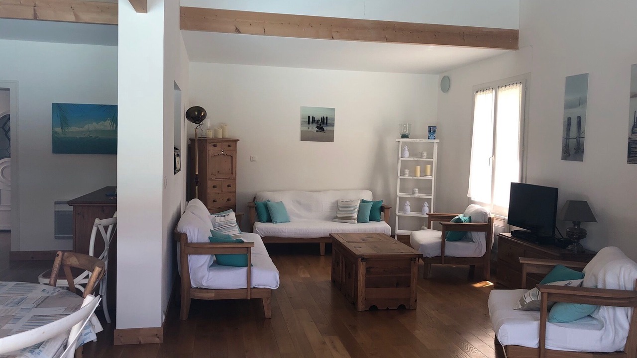 Photo of Livingroom in Chaillevette