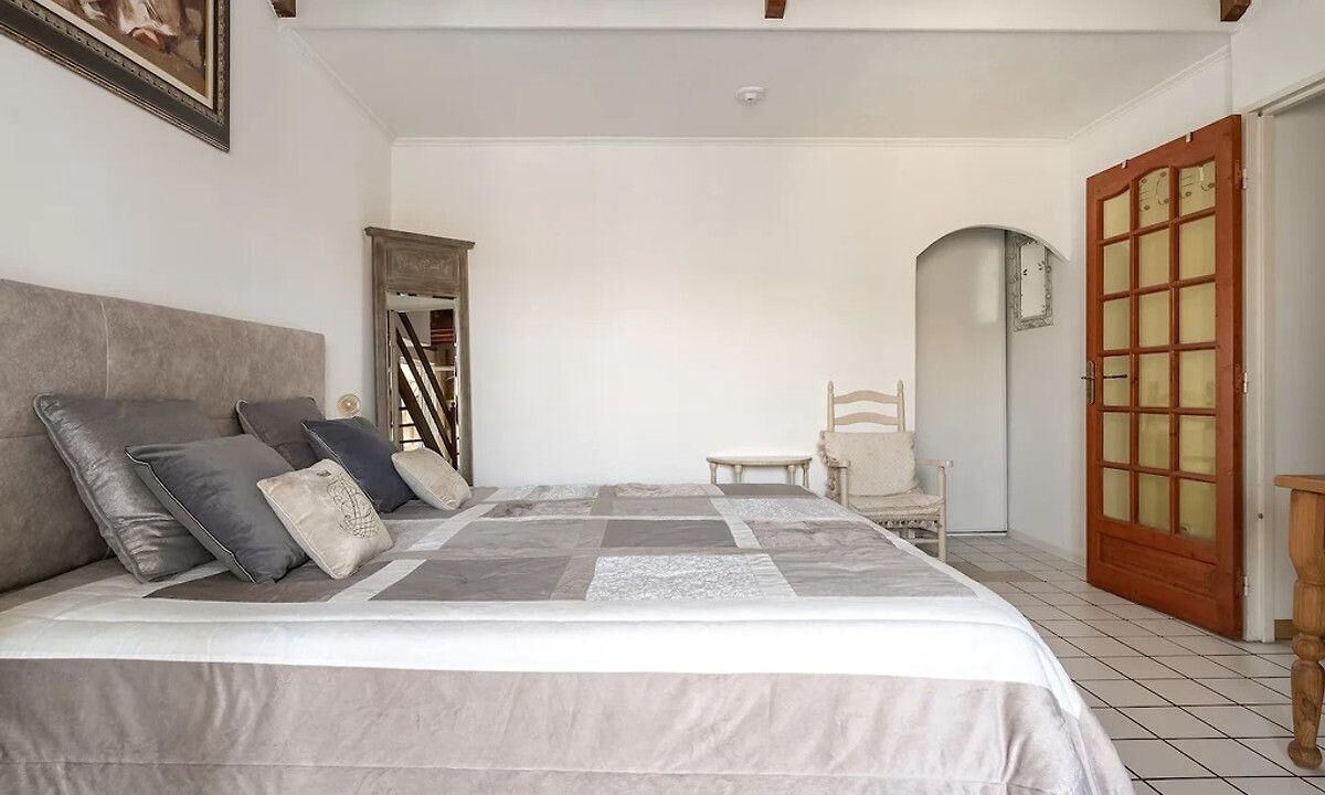 Photo of Bedroom in Saint-Aygulf