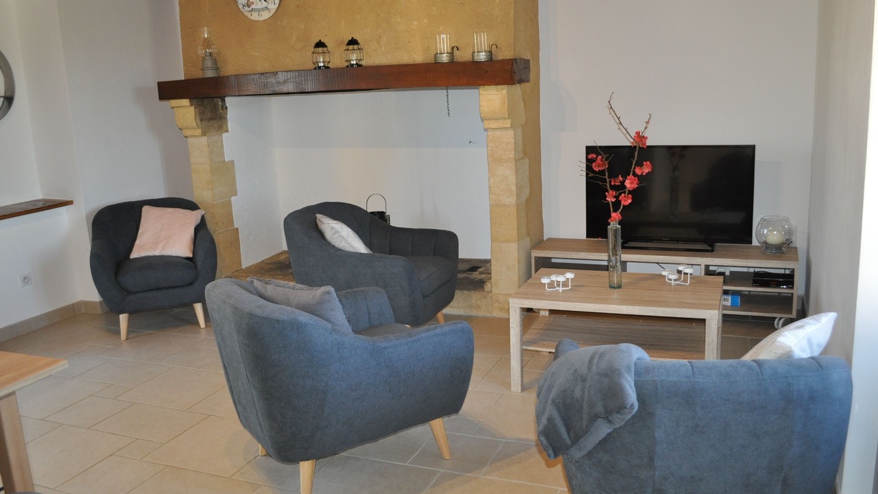 Photo of Livingroom in Sainte-Foy-de-Longas