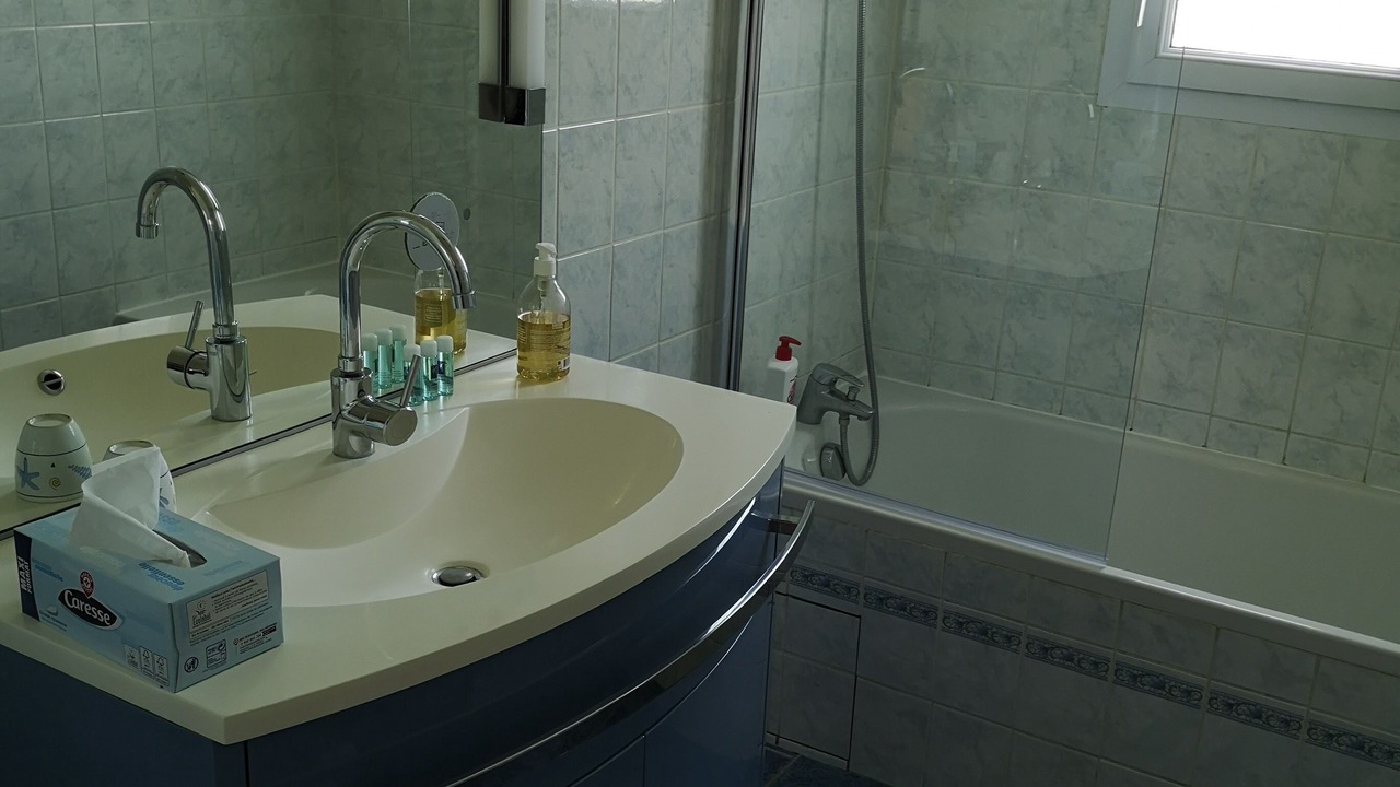 Photo of Bathroom in Cherveux