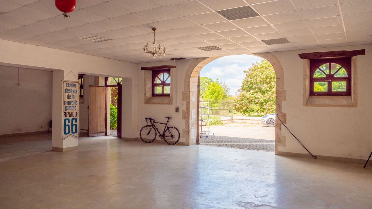 Photo of Others in Bouresse