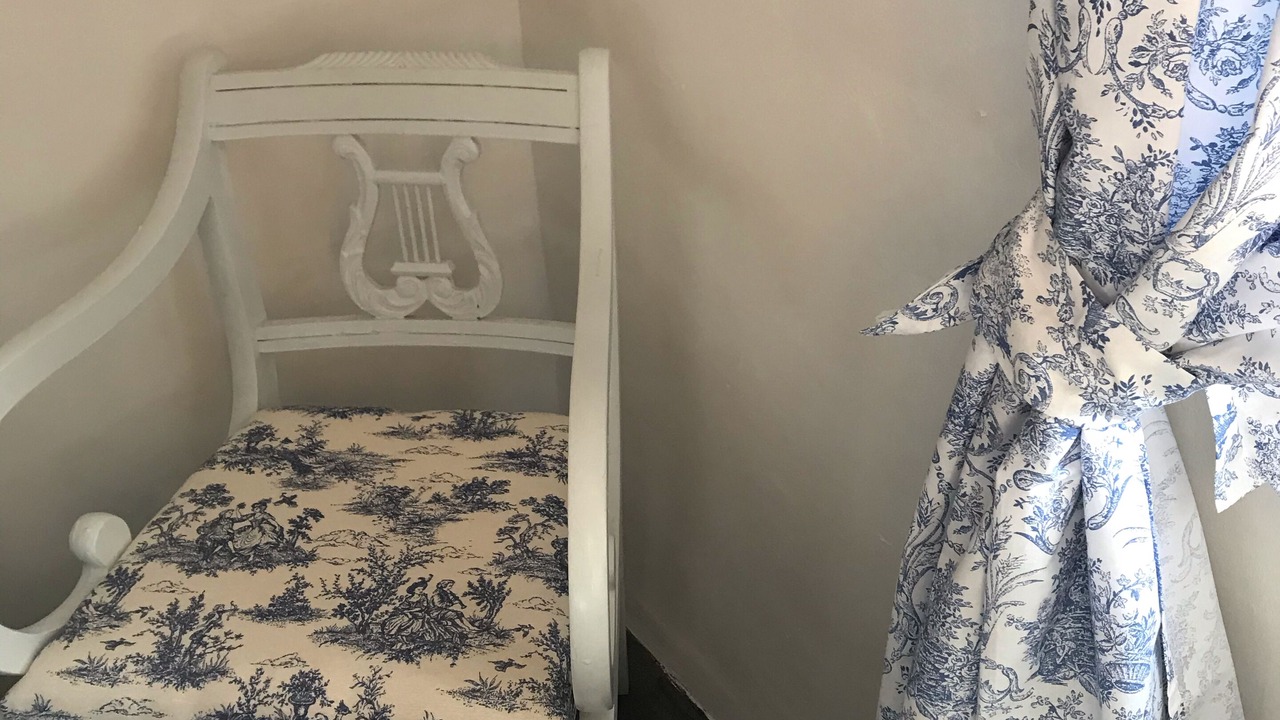 Photo of Bedroom in Suris