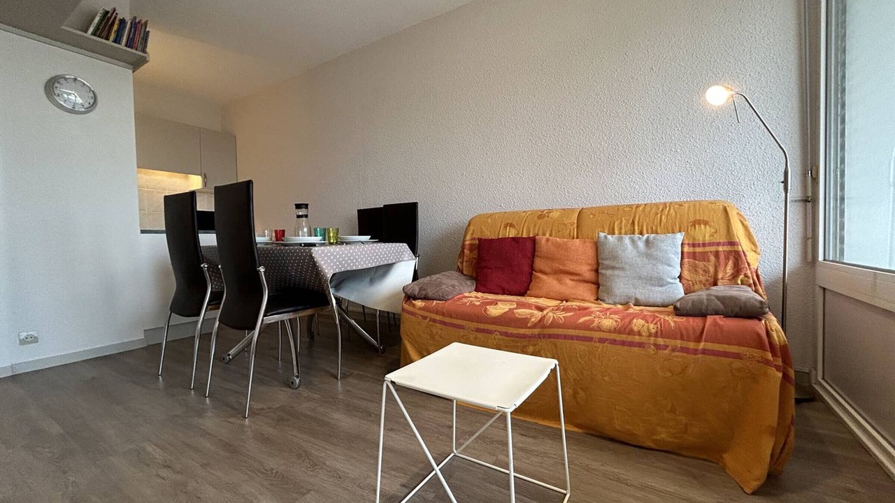 Photo of Livingroom in Port District