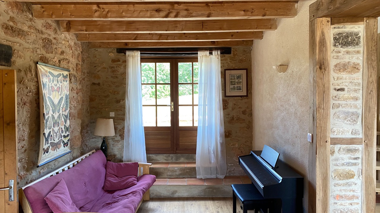 Photo of Livingroom in Sauveterre-la-Lemance