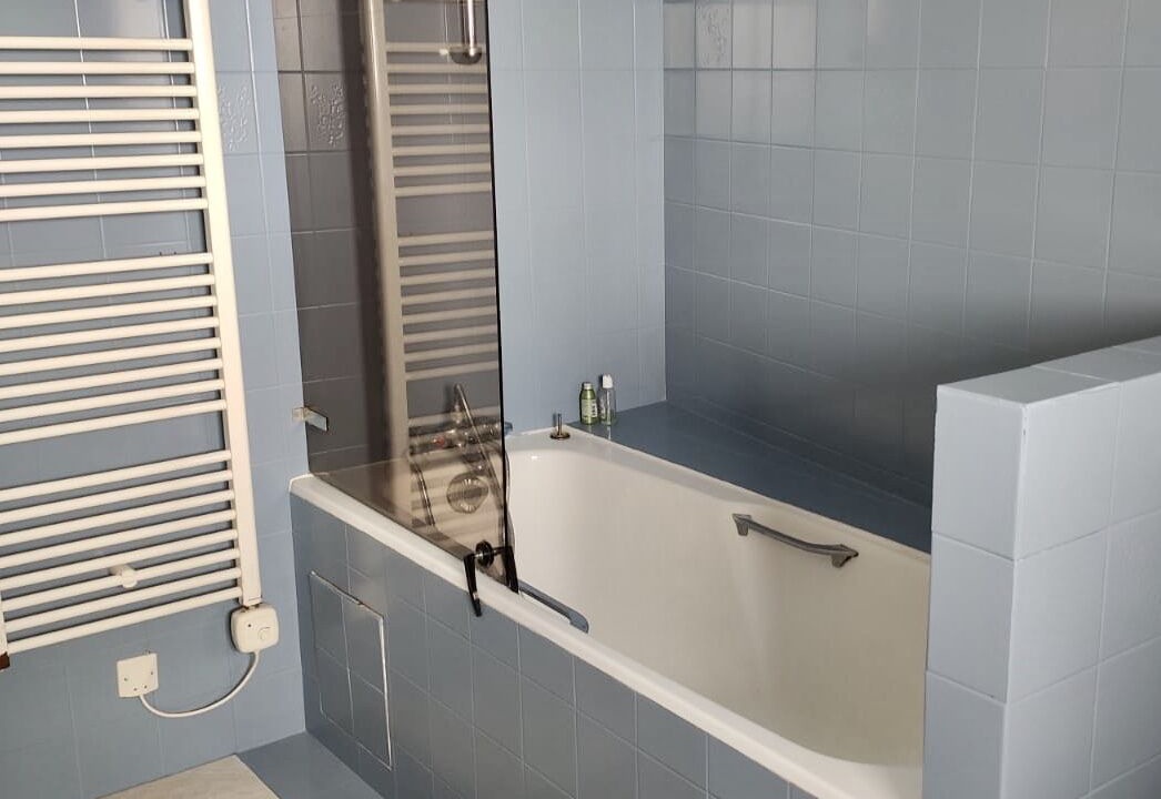 Photo of Bathroom in La Flotte