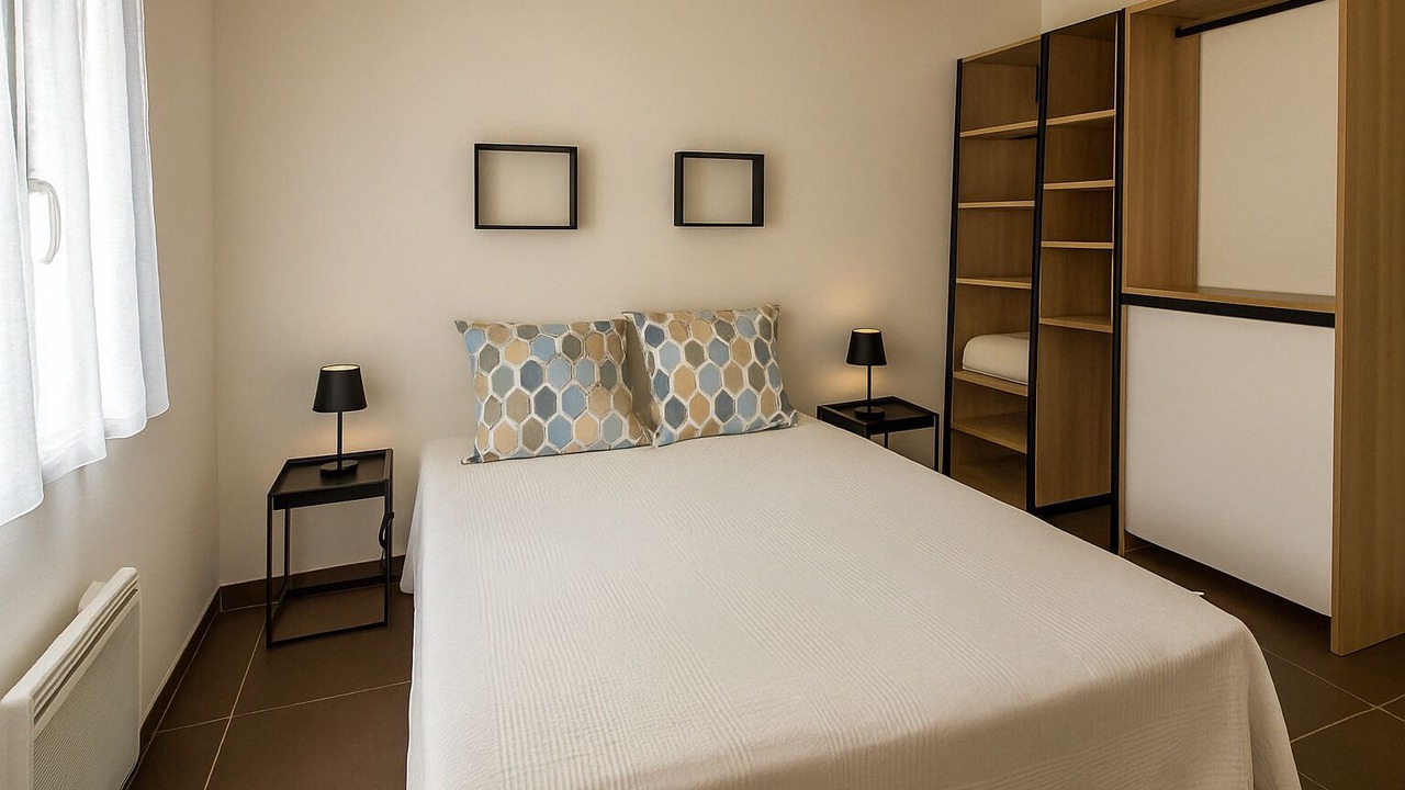 Photo of Bedroom in Port District