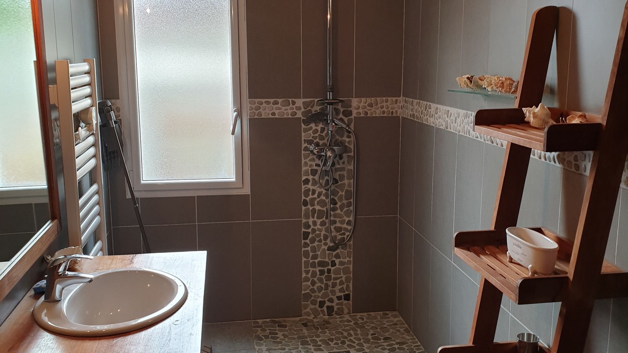 Photo of Bathroom in Fouras