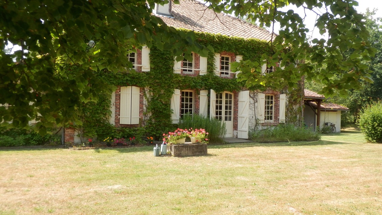 Photo of Outdoor in Sabres