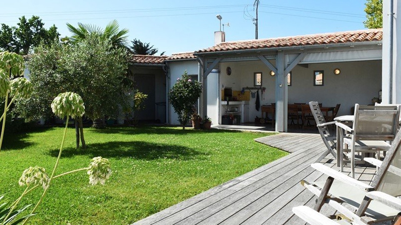 Photo of Outdoor in Les Portes-en-Re