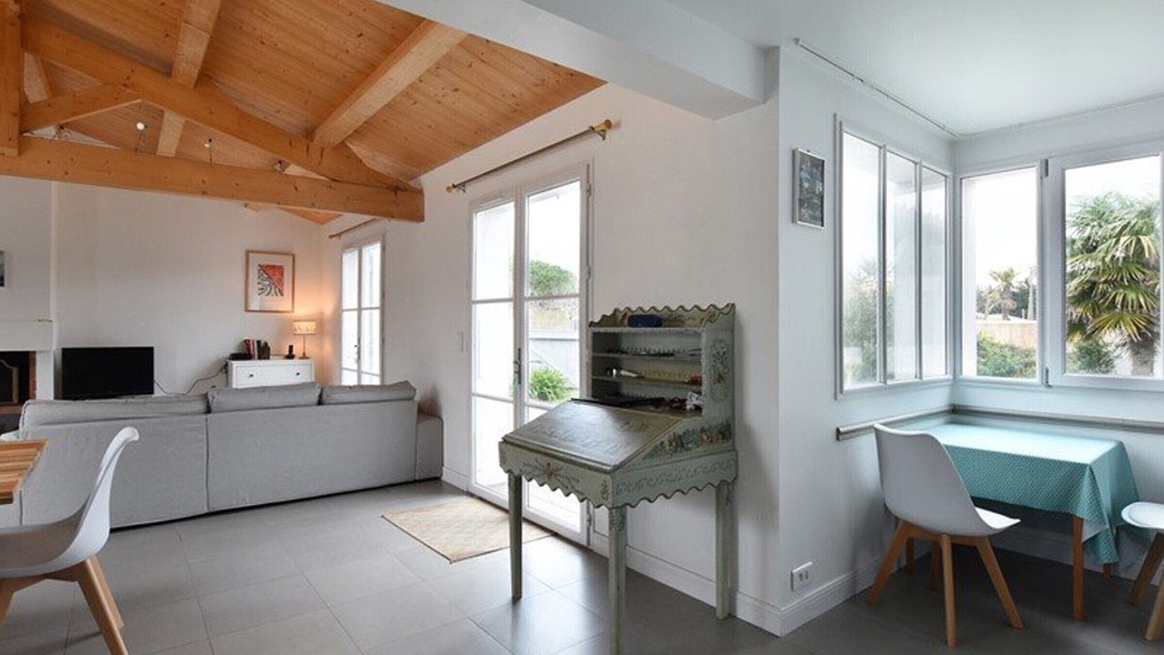 Photo of Livingroom in Les Portes-en-Re