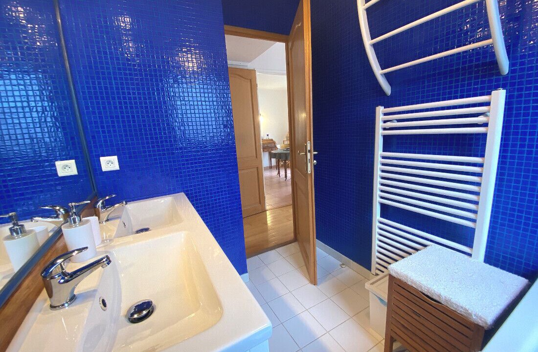 Photo of Bathroom in Cheray