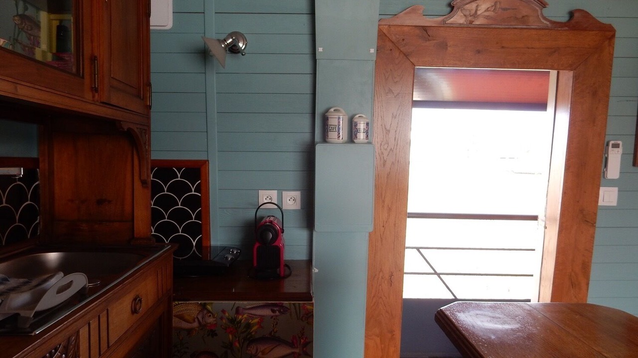 Photo of Kitchen in Bassins a Flot