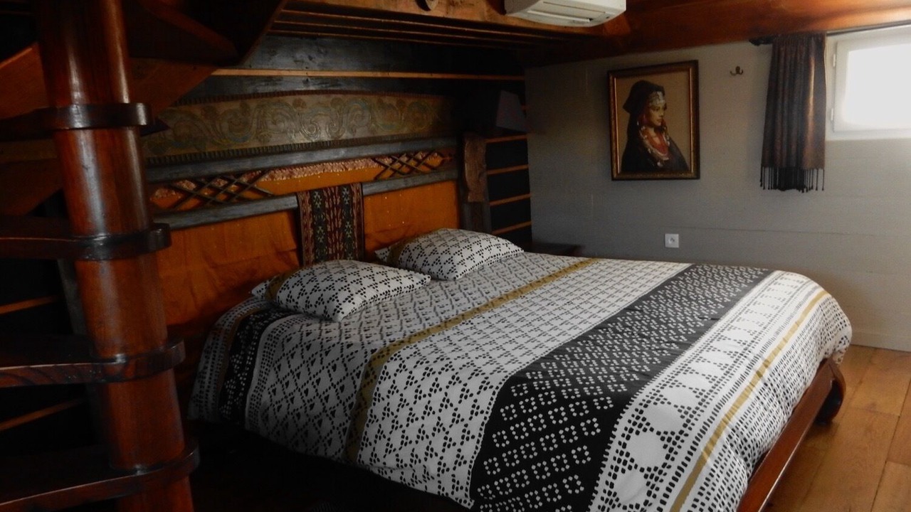 Photo of Bedroom in Bassins a Flot