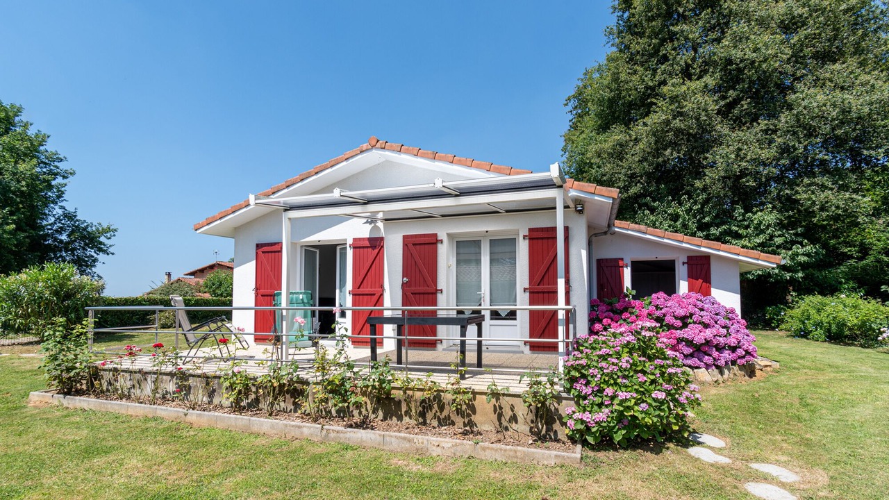Photo of Patio Balcony in Saint-Geours-d'Auribat