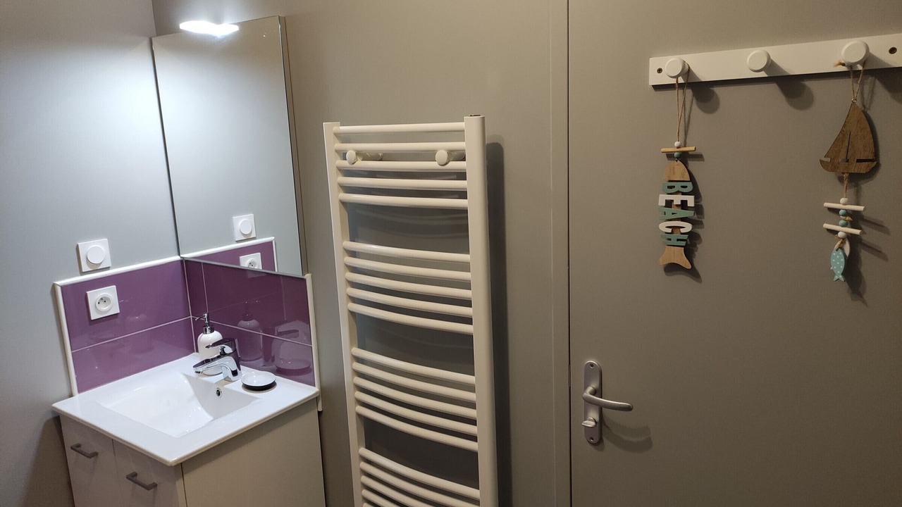 Photo of Bathroom in La Roche-Posay