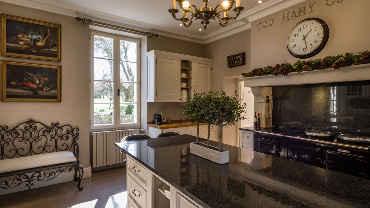 Photo of Kitchen in Serres-et-Montguyard
