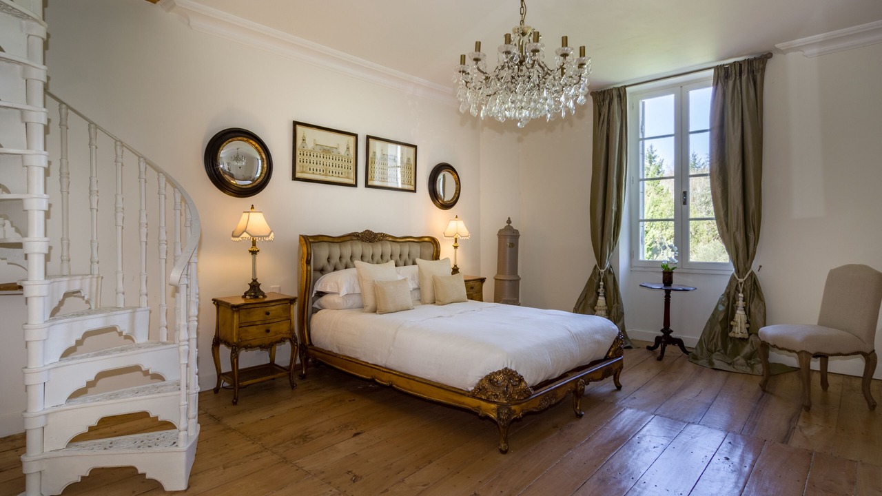 Photo of Bedroom in Serres-et-Montguyard