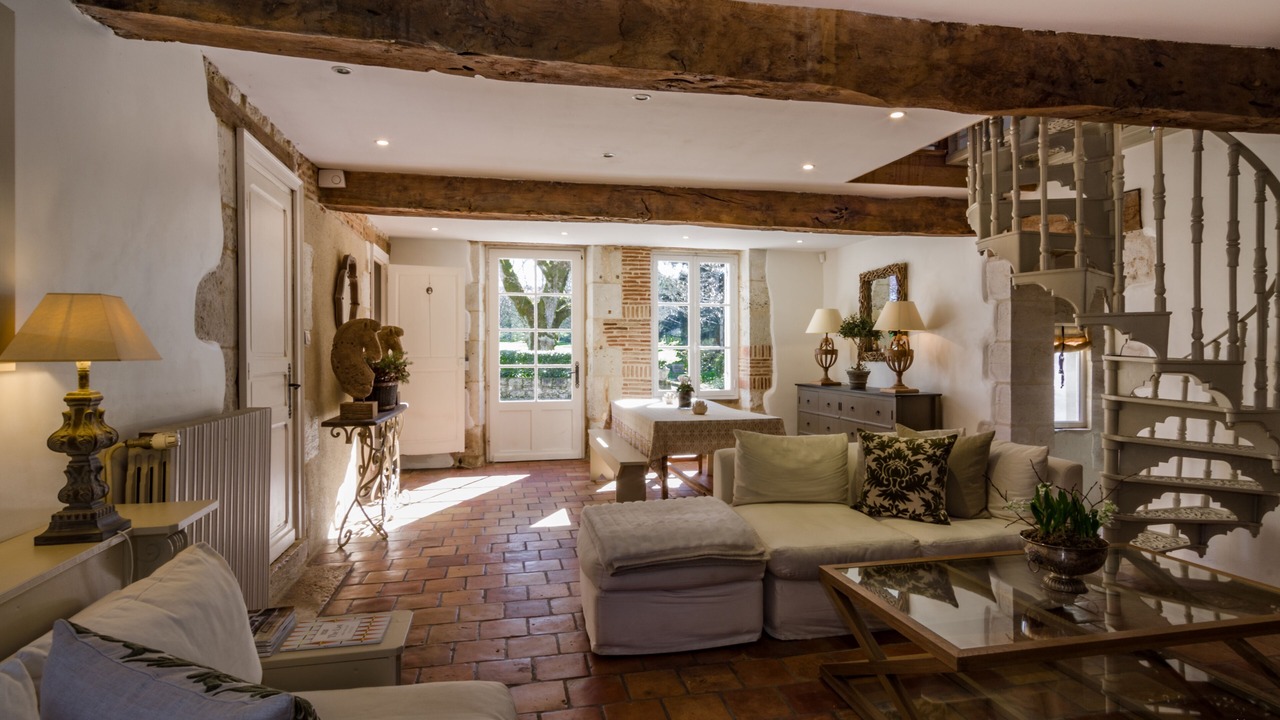 Photo of Livingroom in Serres-et-Montguyard