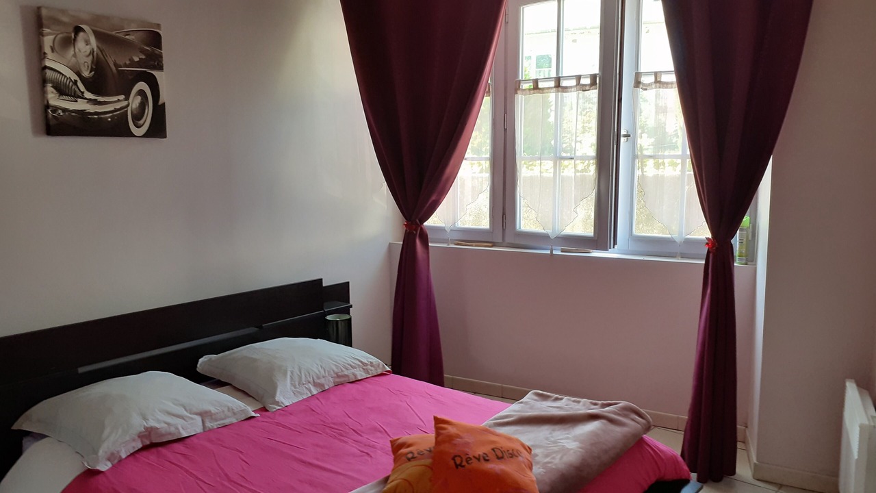 Photo of Bedroom in Aste-Beon