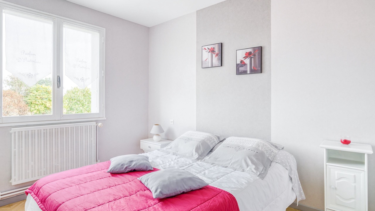 Photo of Bedroom in Cersay