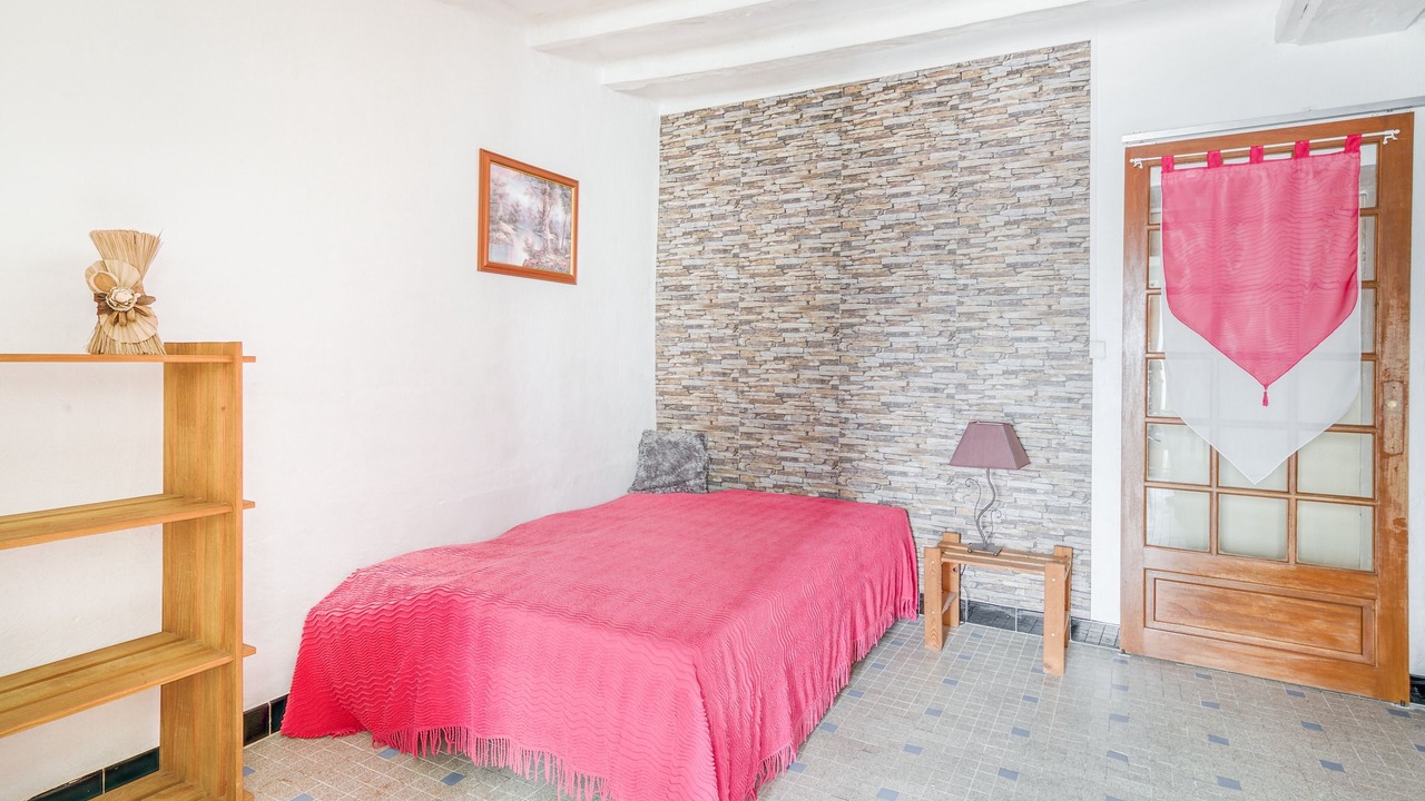 Photo of Bedroom in Cersay