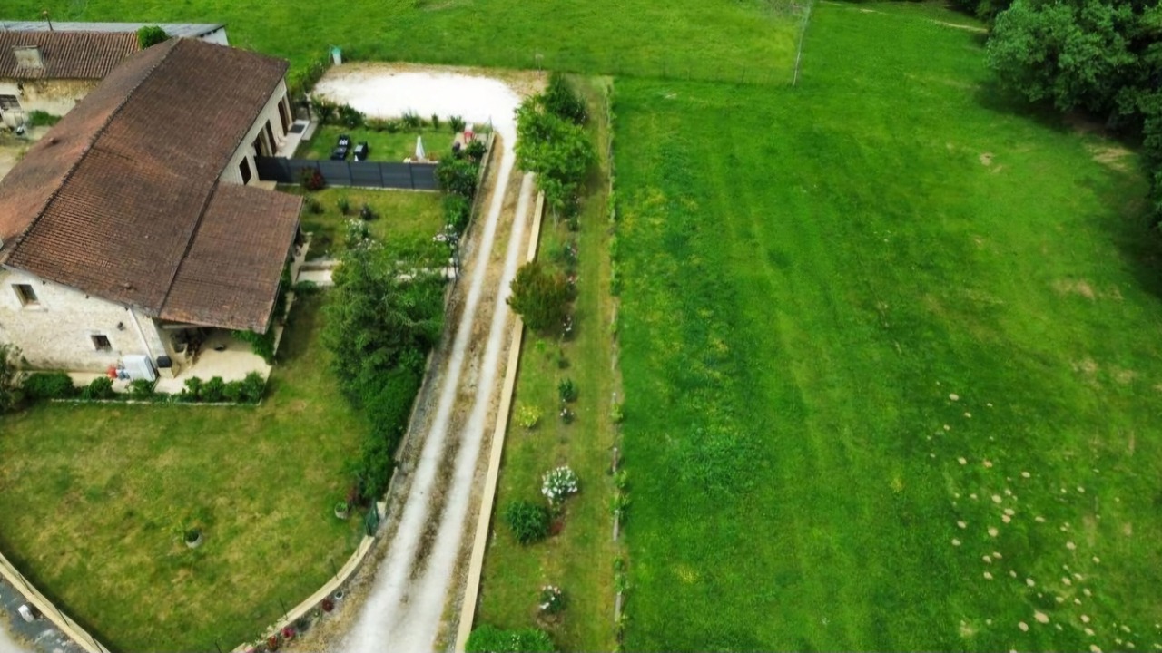 Photo of Outdoor in Eglise-Neuve-de-Vergt