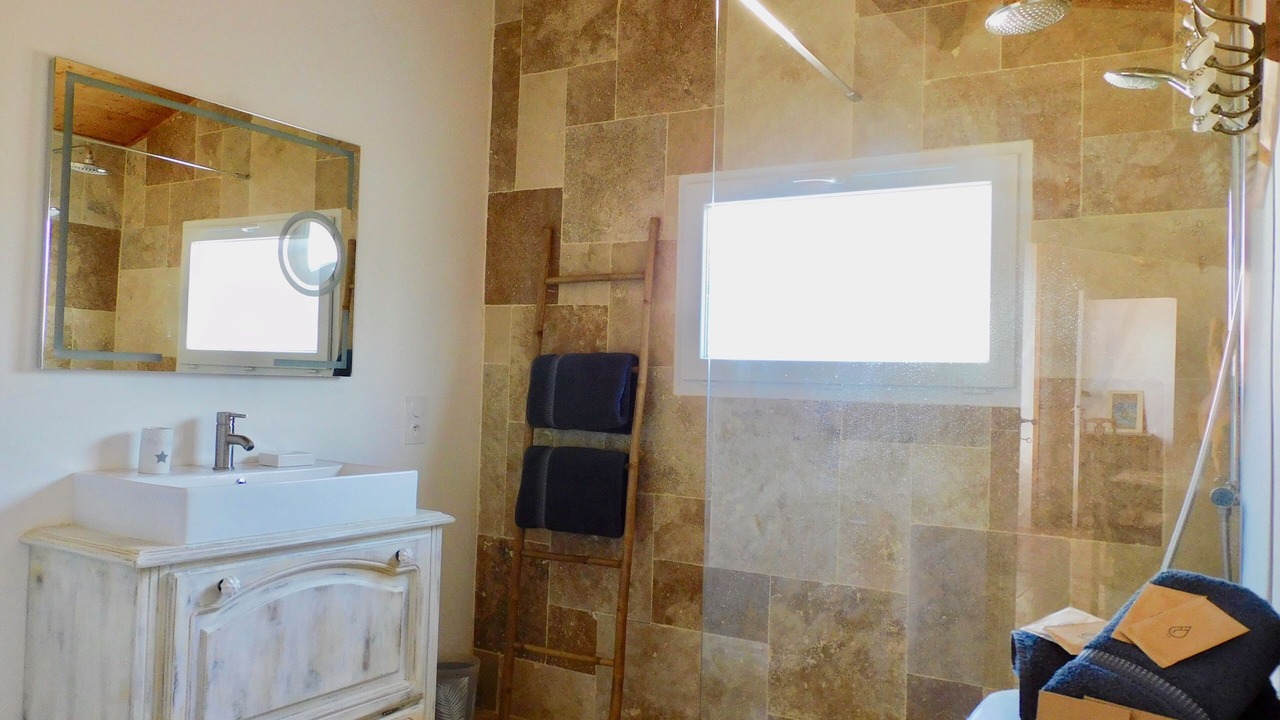 Photo of Bathroom in Le Pizou