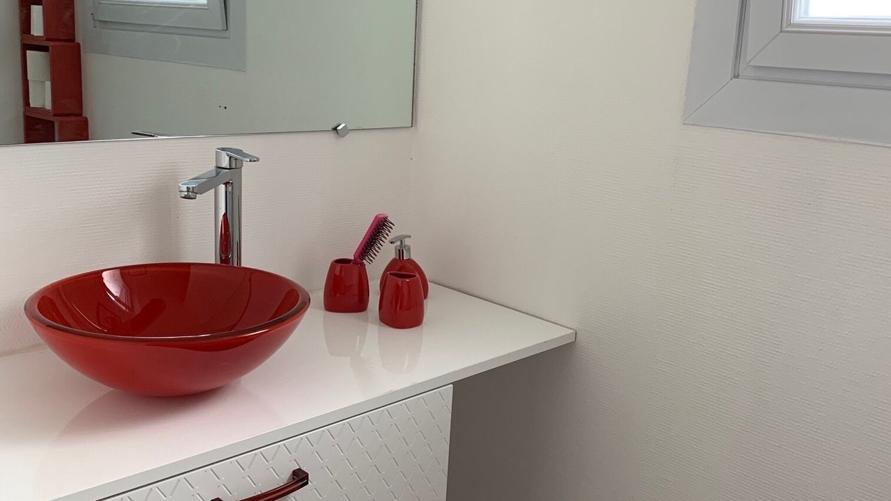 Photo of Bathroom in Talence