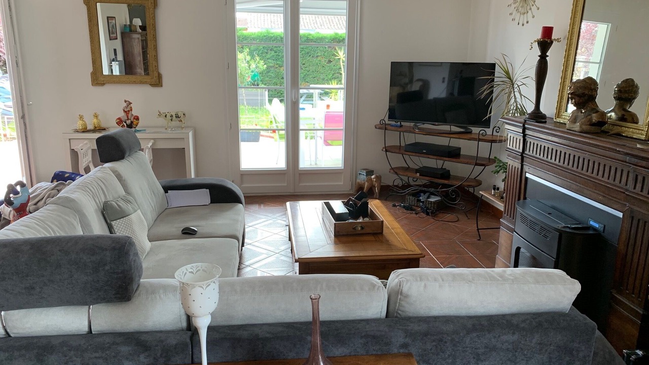 Photo of Livingroom in Talence