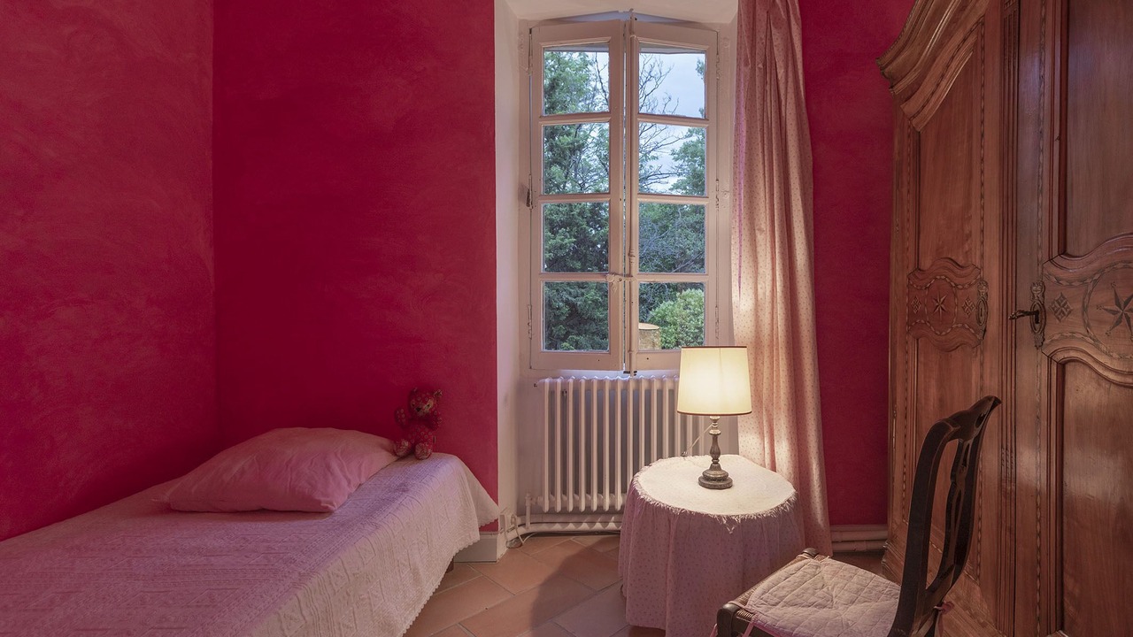 Photo of Bedroom in Saint-Etienne-du-Gres