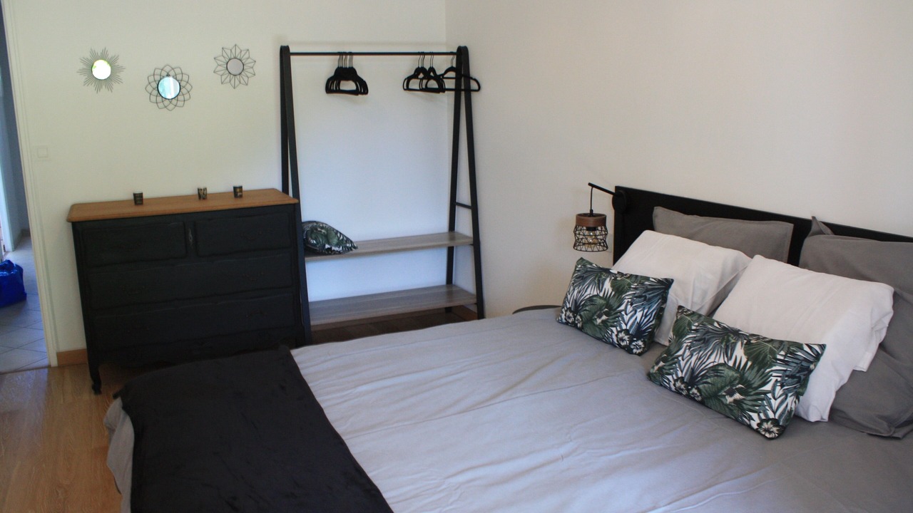 Photo of Bedroom in Gujan-Mestras