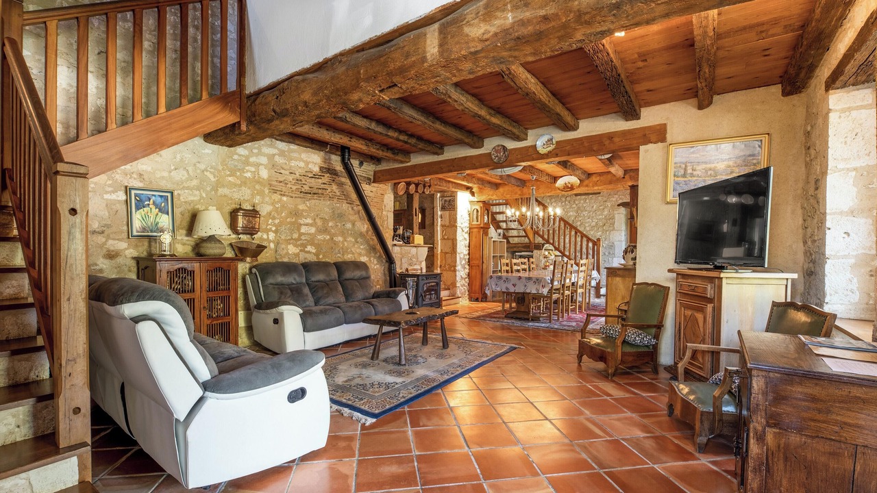 Photo of Livingroom in Thenac