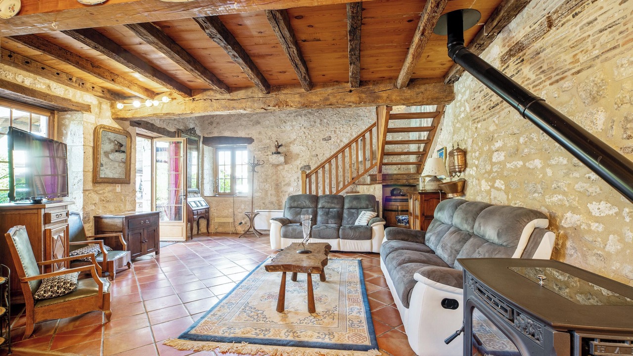 Photo of Livingroom in Thenac