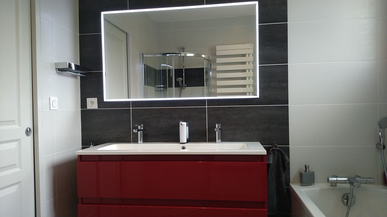 Photo of Bathroom in Mauze-sur-le-Mignon