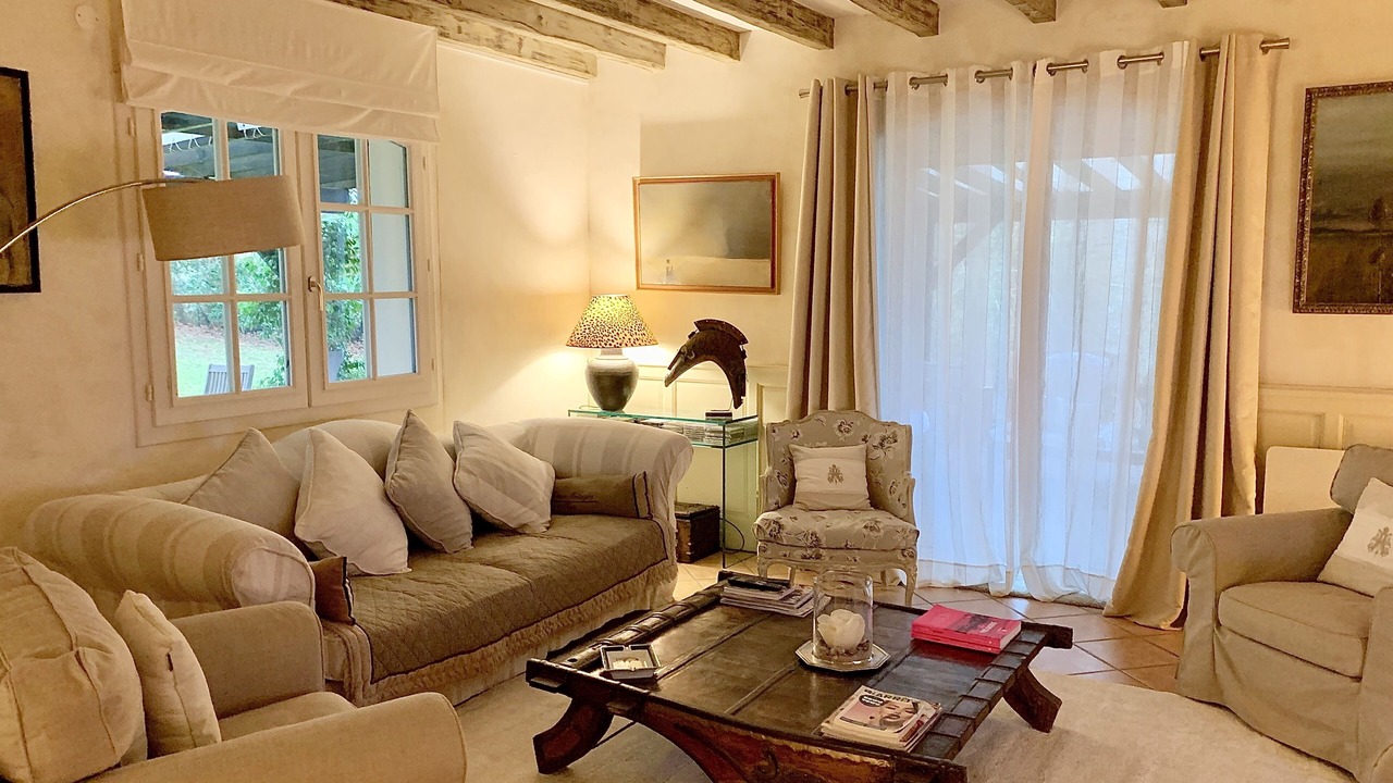 Photo of Livingroom in Ustaritz