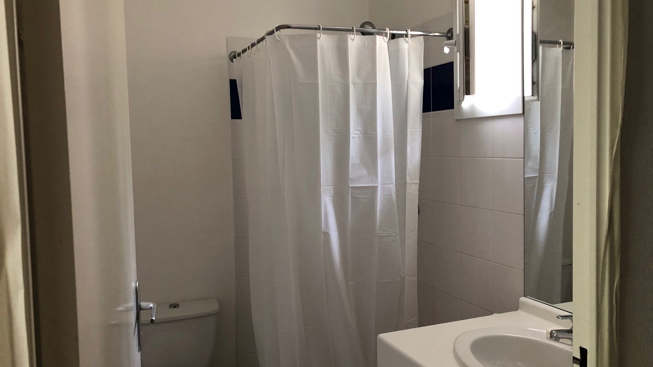 Photo of Bathroom in Soulac-sur-Mer